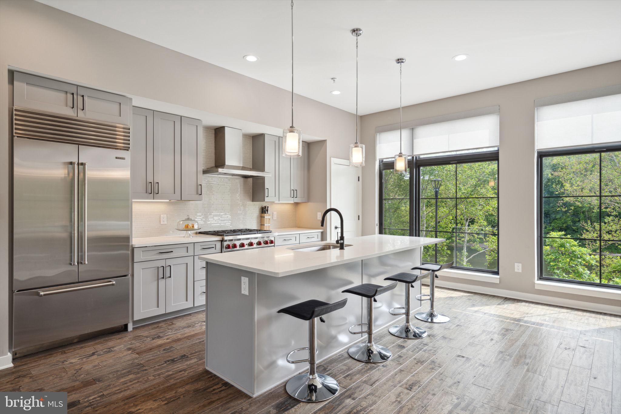 THE LOCKS - Residential