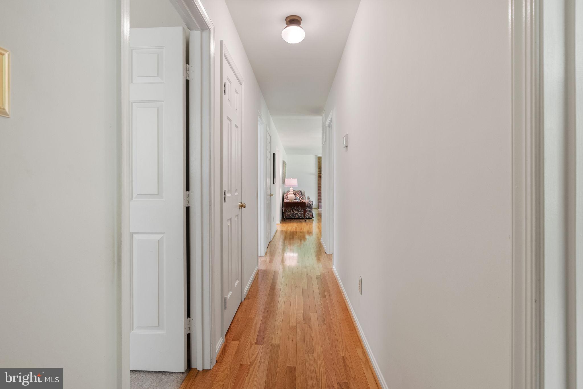 TWIN OAKS - Residential