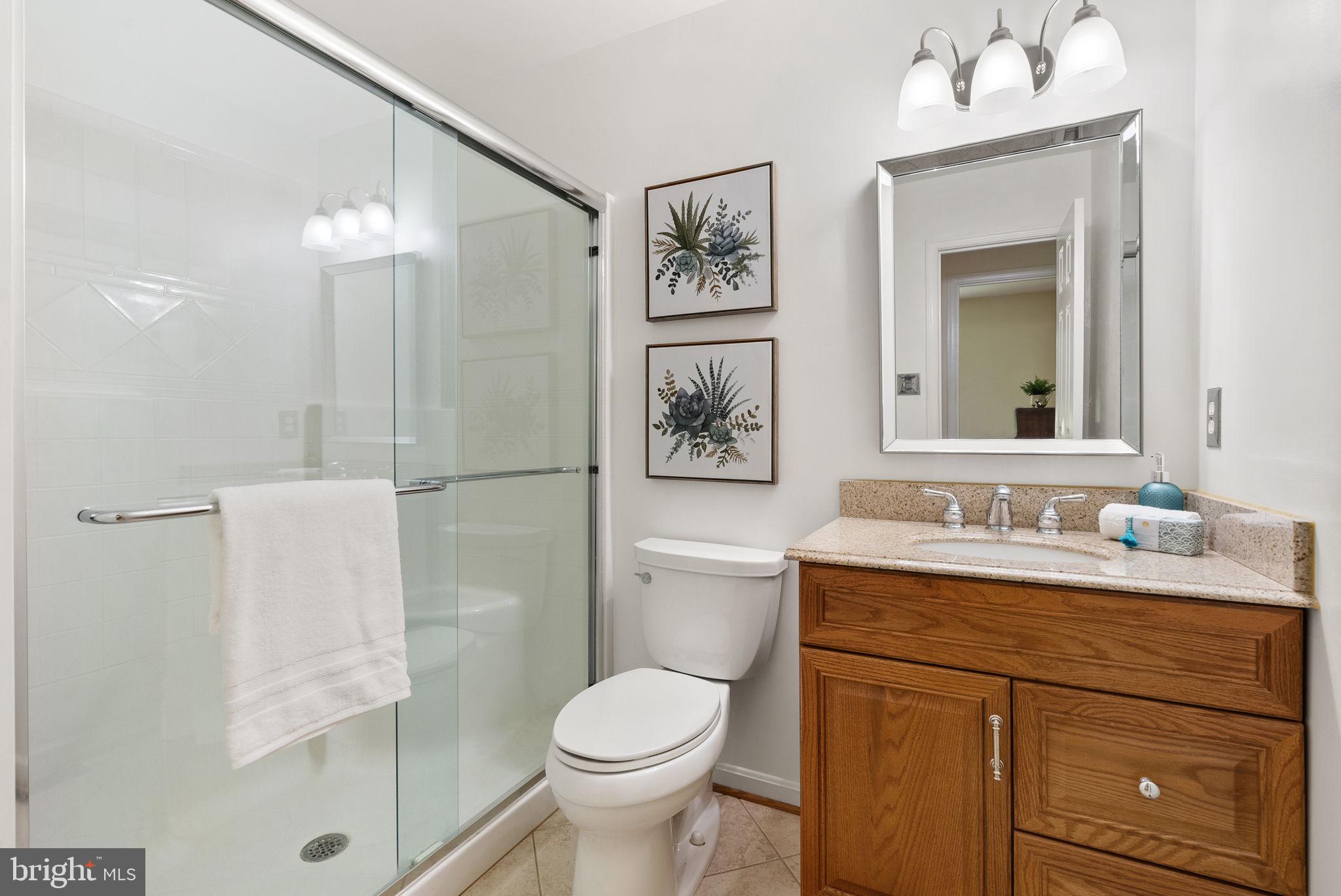 TWIN OAKS - Residential