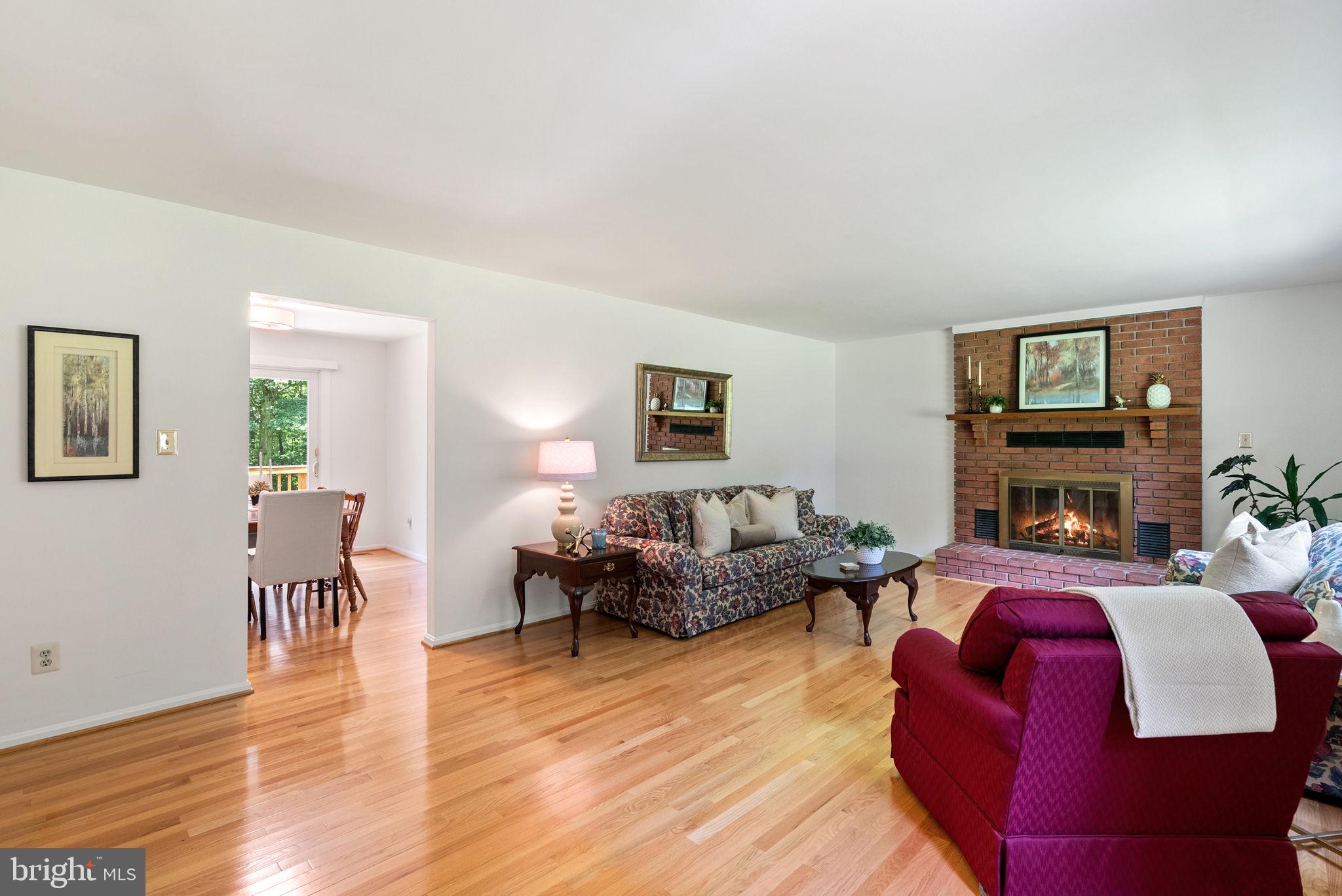 TWIN OAKS - Residential