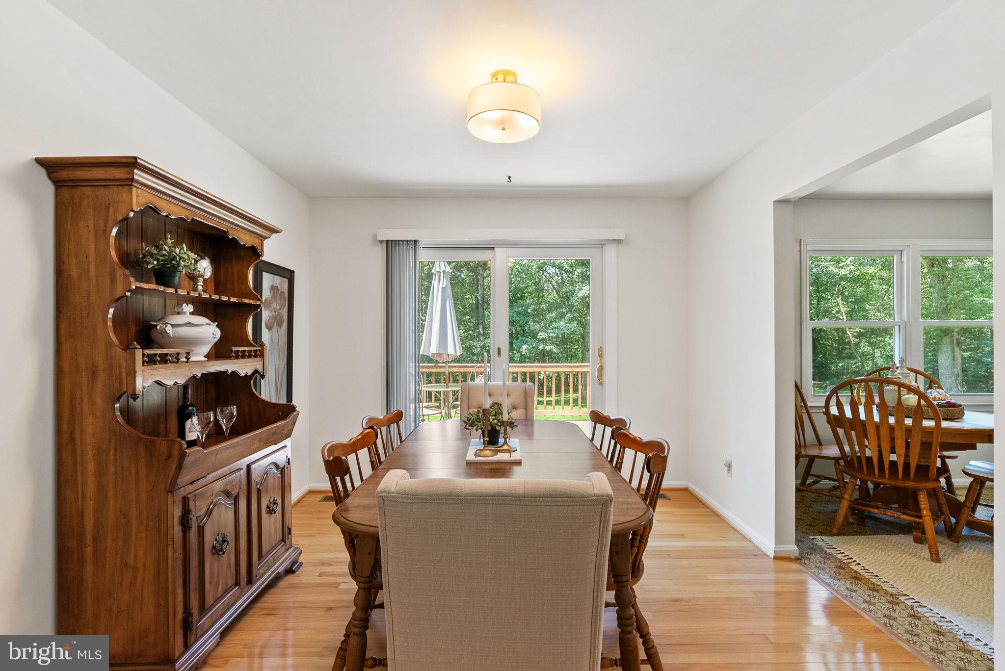 TWIN OAKS - Residential