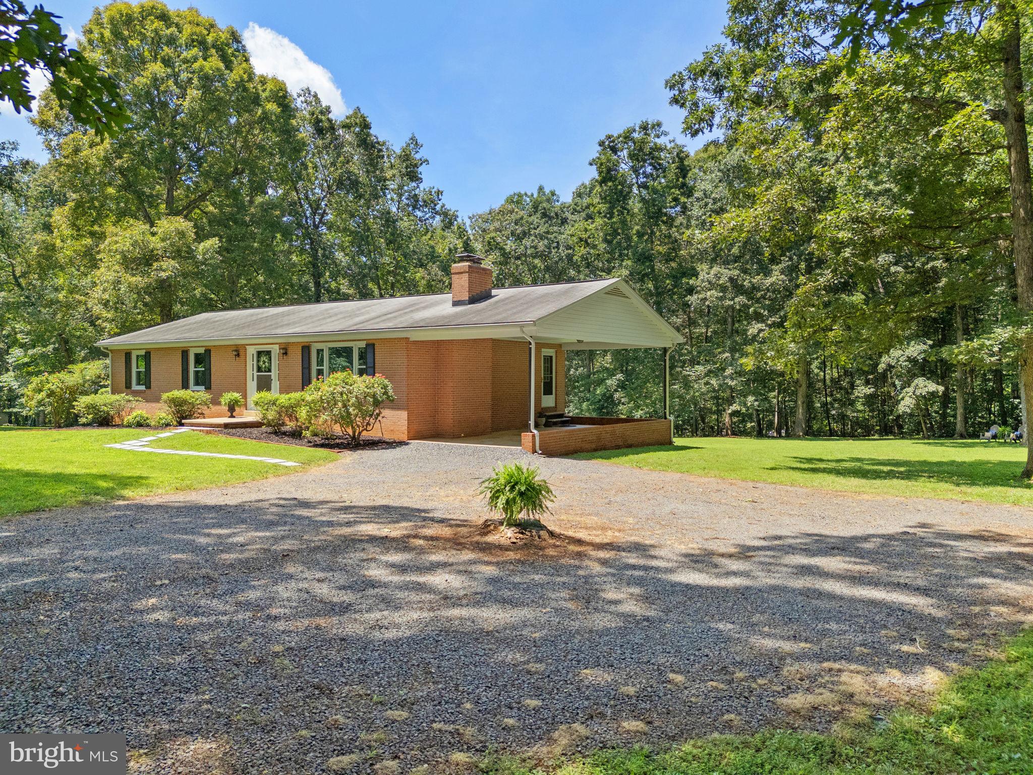 TWIN OAKS - Residential