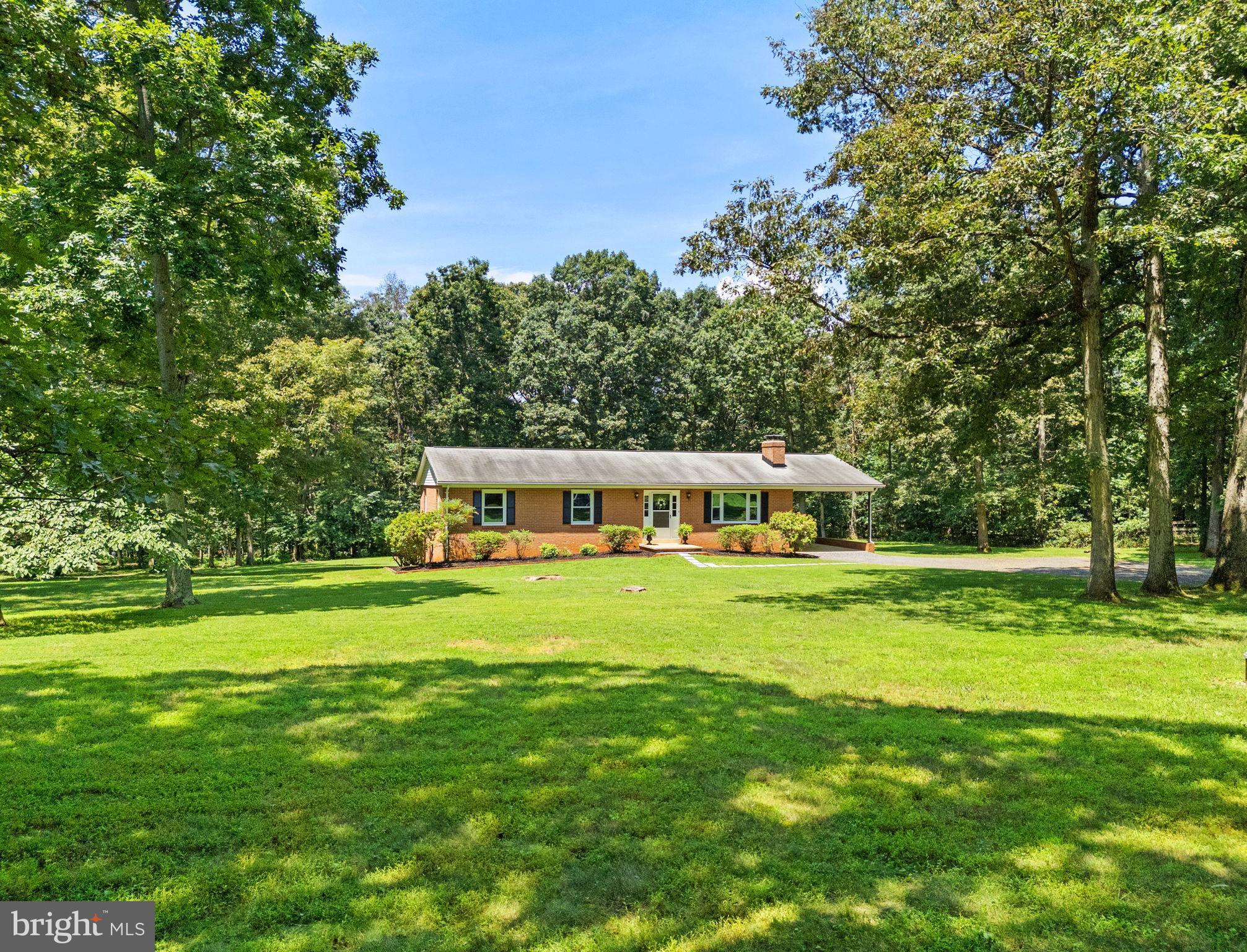 TWIN OAKS - Residential