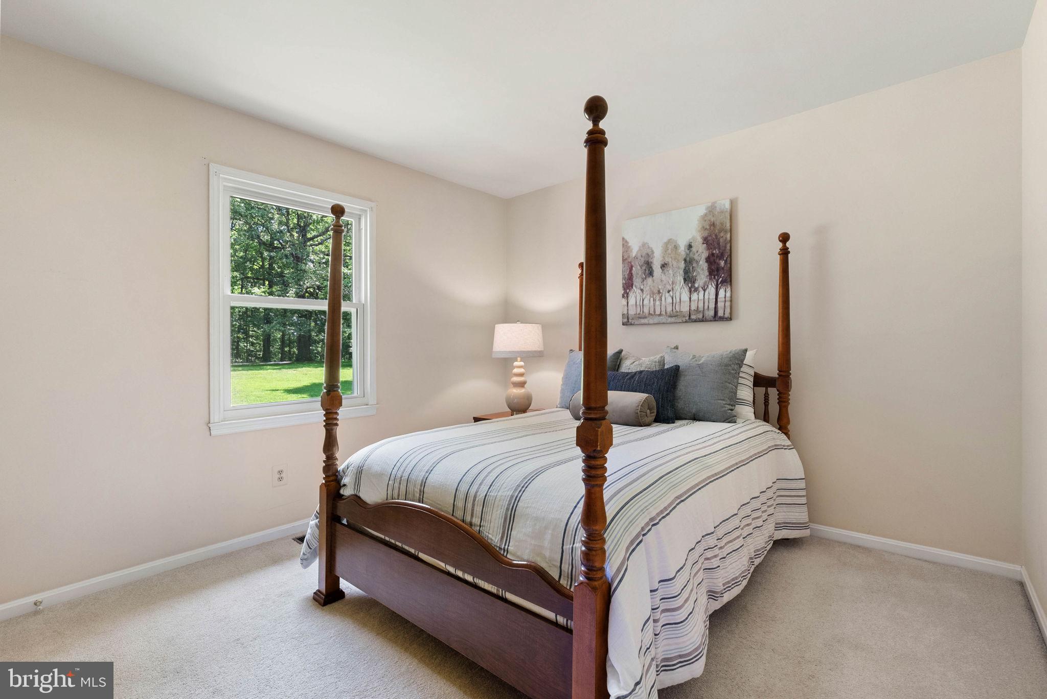 TWIN OAKS - Residential