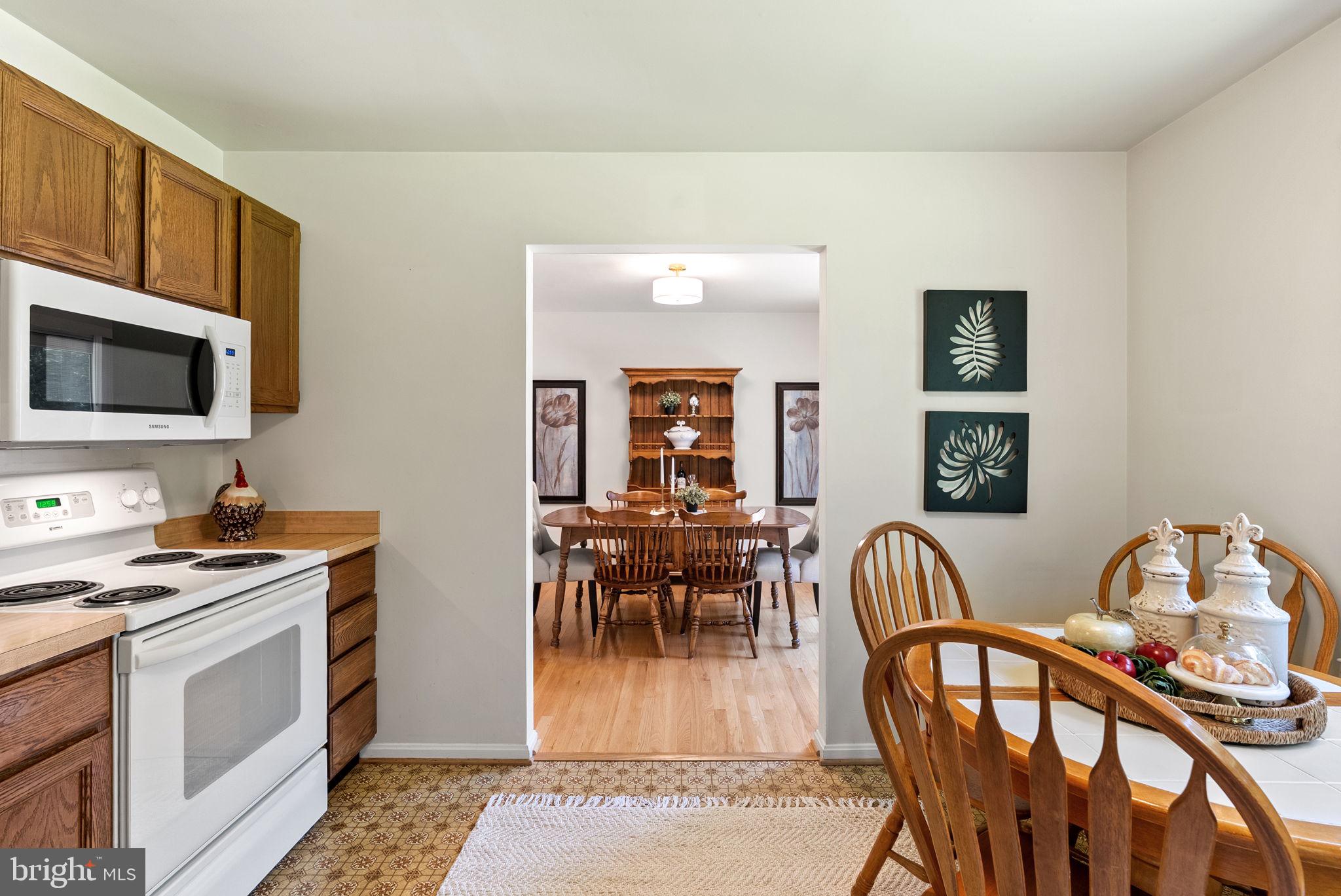 TWIN OAKS - Residential