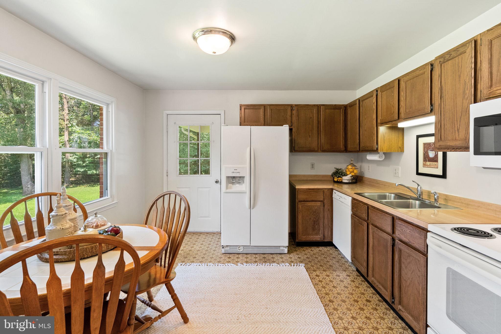 TWIN OAKS - Residential