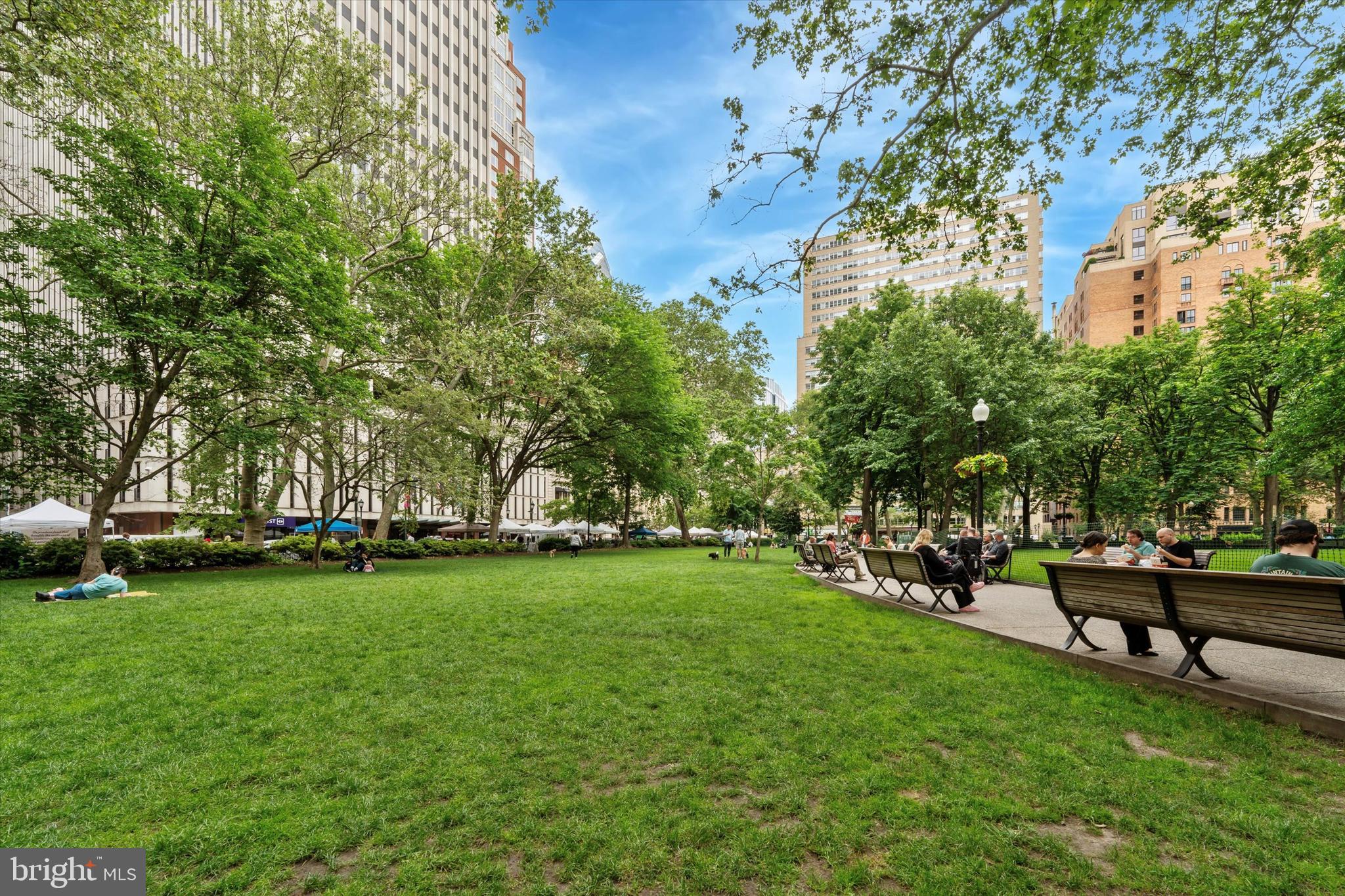 RITTENHOUSE SQUARE - Residential