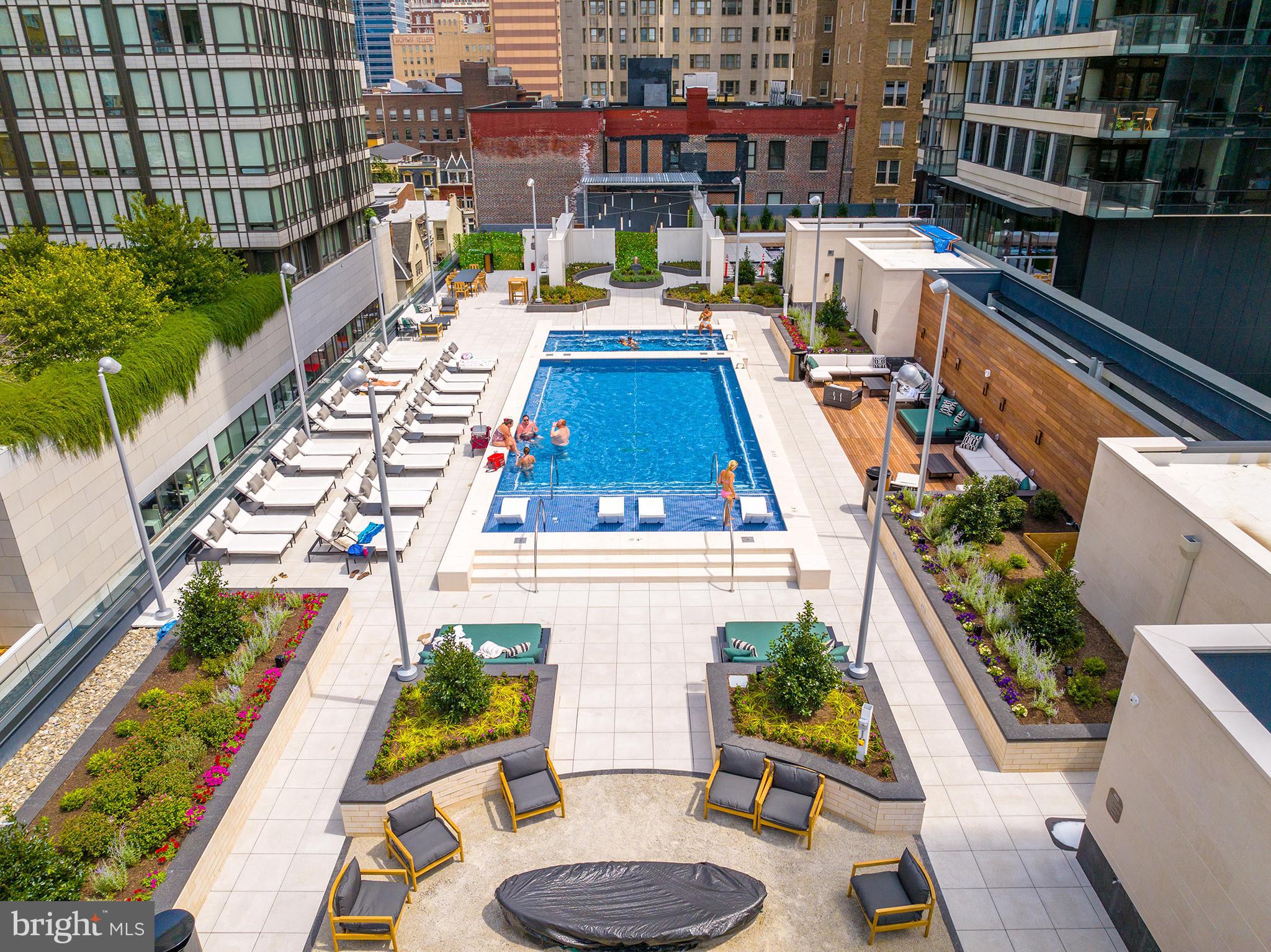 RITTENHOUSE SQUARE - Residential