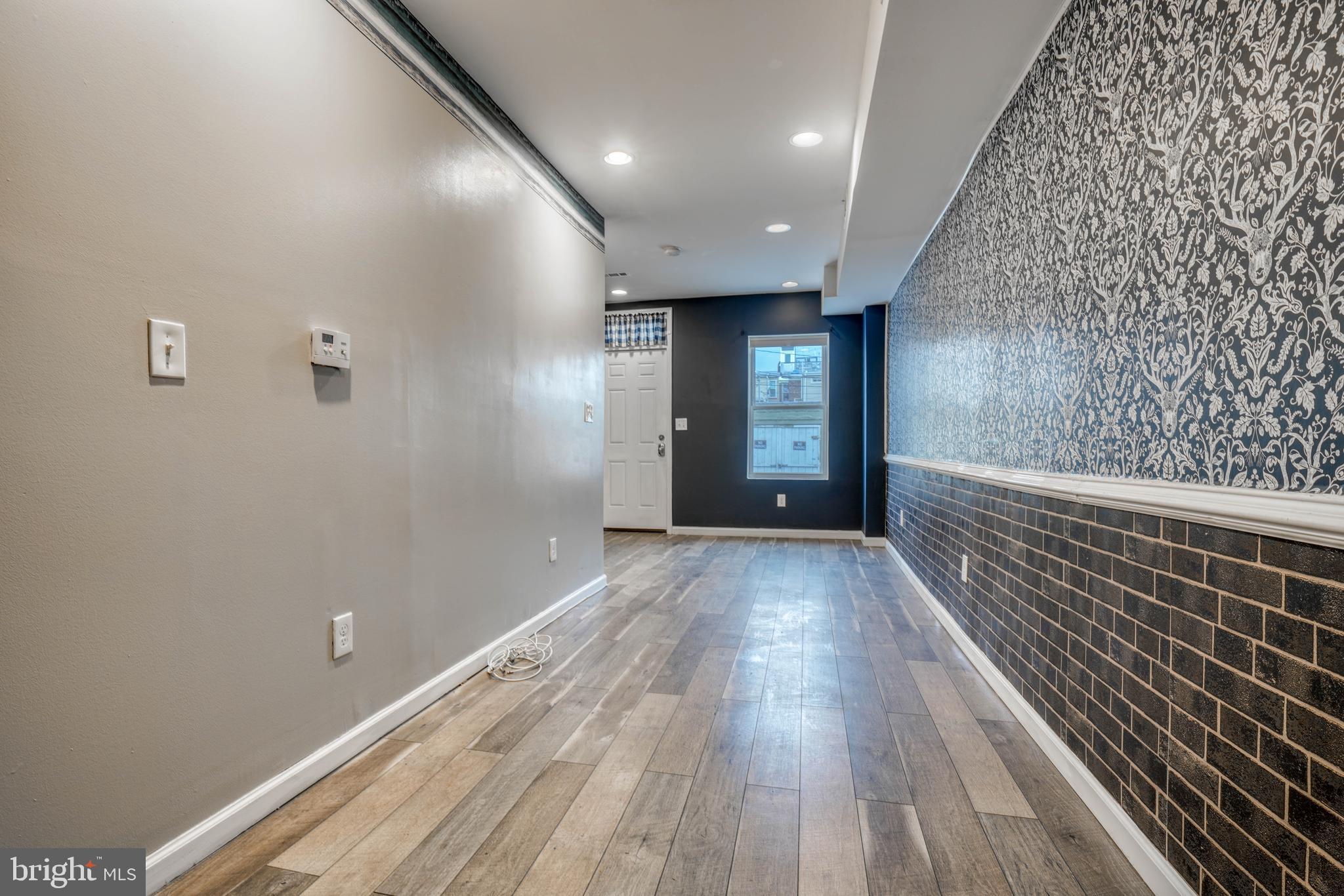 LOCUST POINT - Residential Lease