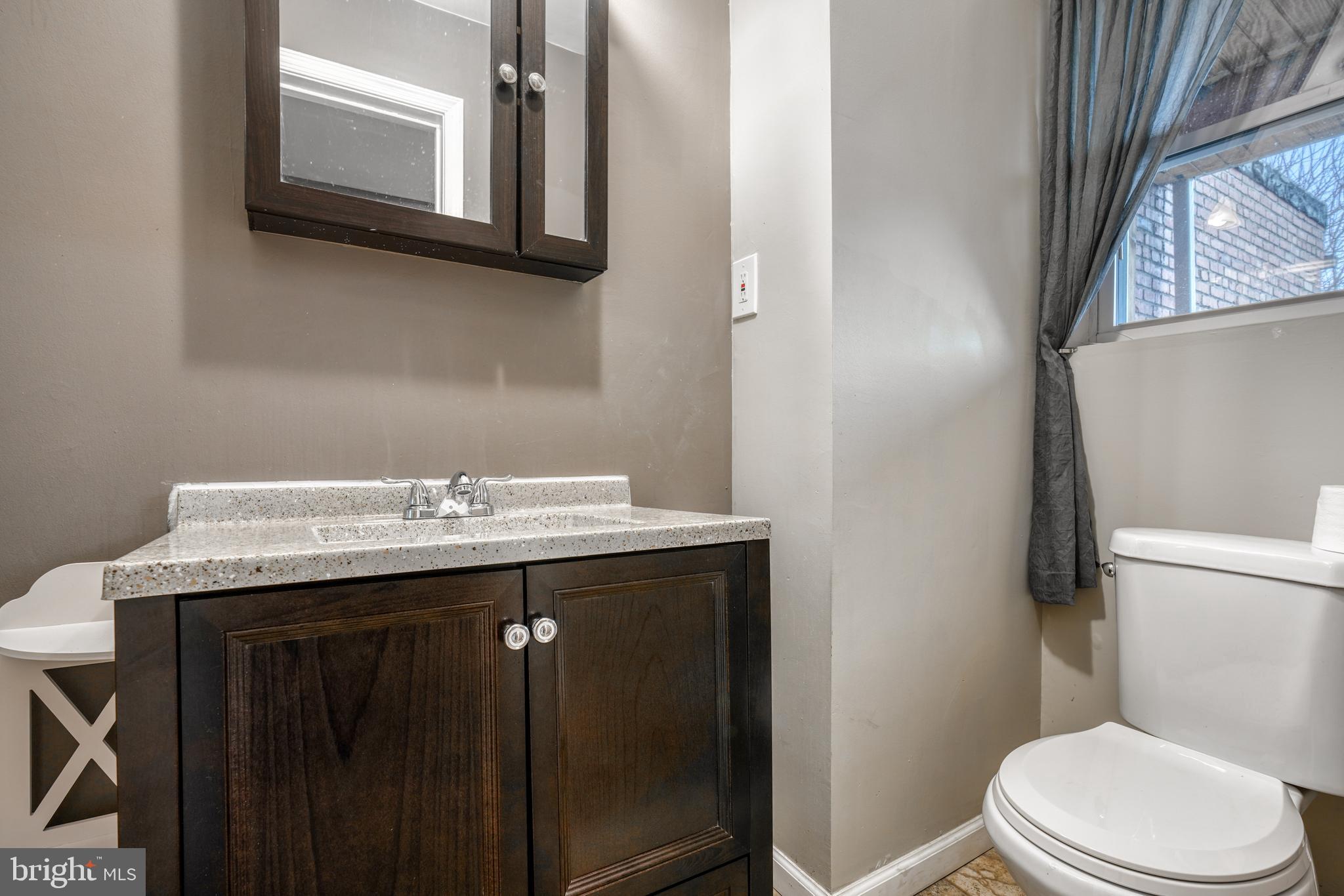 LOCUST POINT - Residential Lease