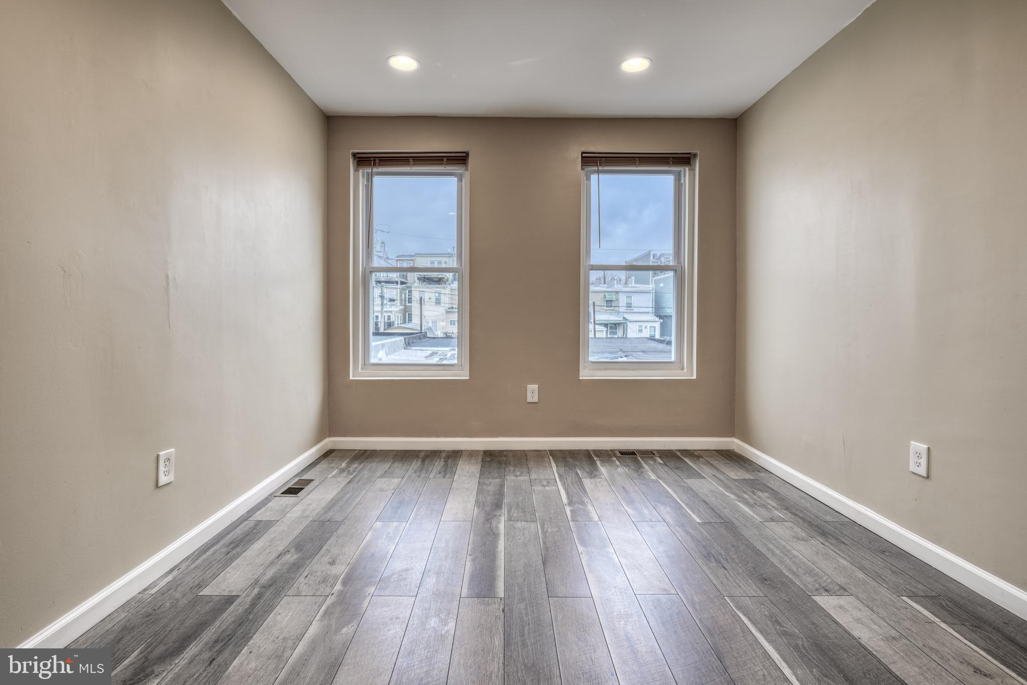 LOCUST POINT - Residential Lease