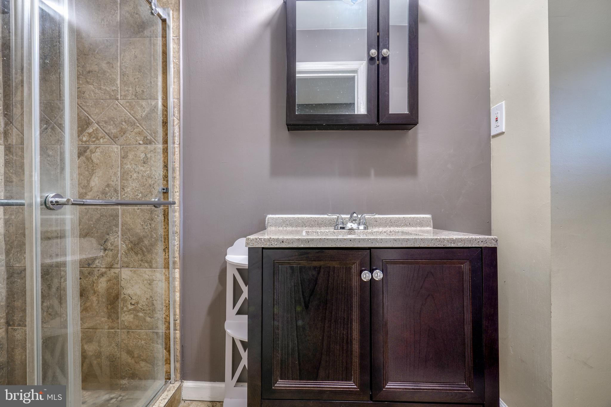 LOCUST POINT - Residential Lease