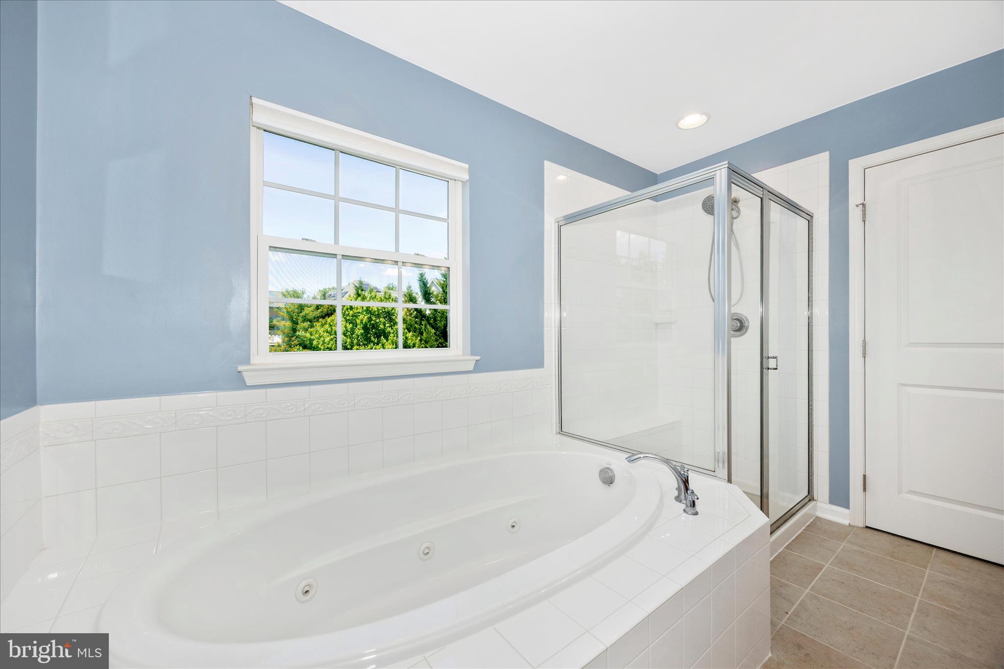 WOODRIDGE AT LAKE LINGANORE - Residential