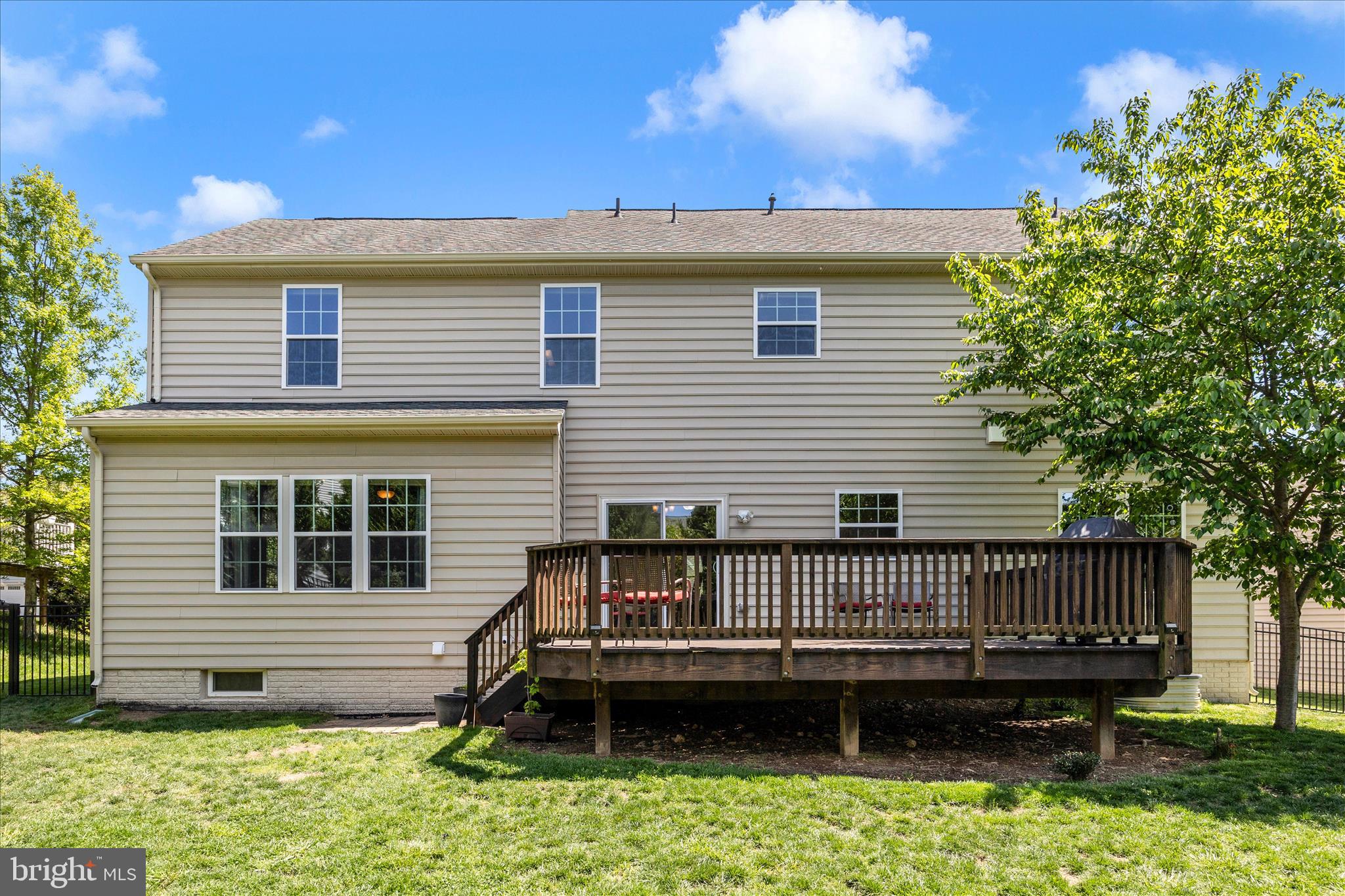 WOODRIDGE AT LAKE LINGANORE - Residential