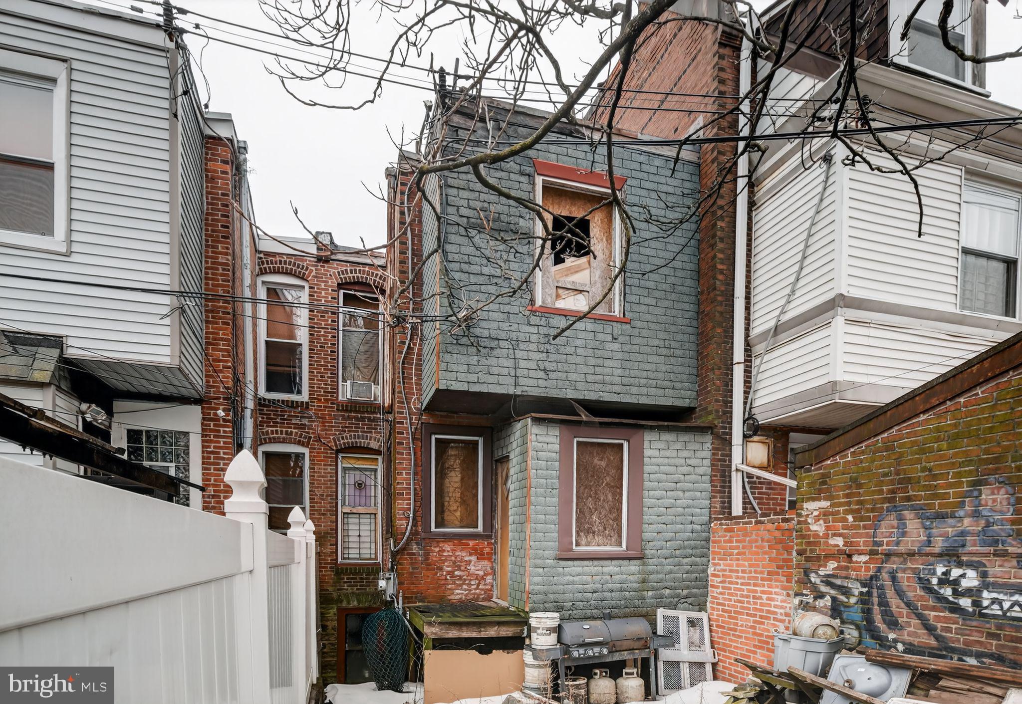 PHILADELPHIA - Residential