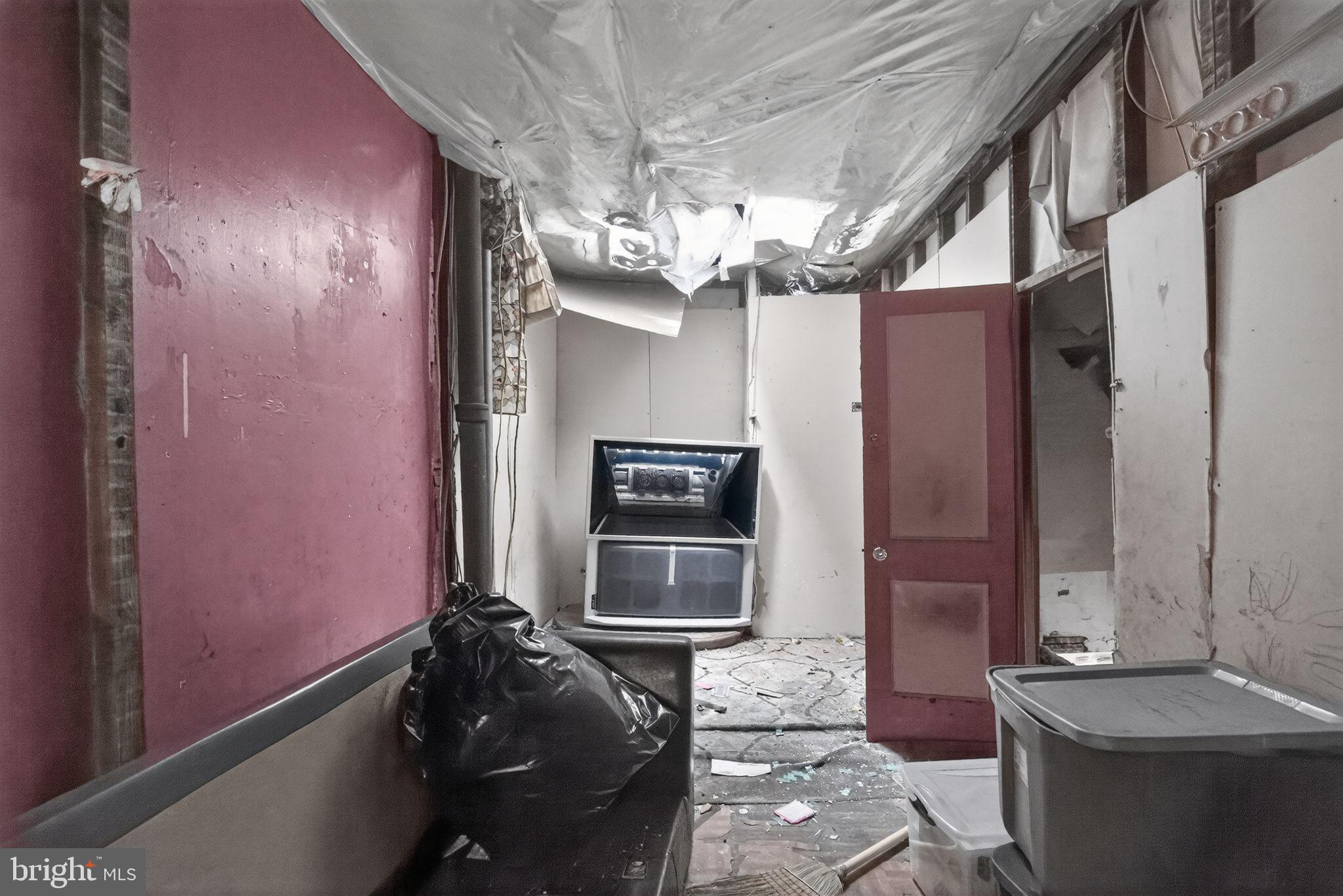 PHILADELPHIA - Residential