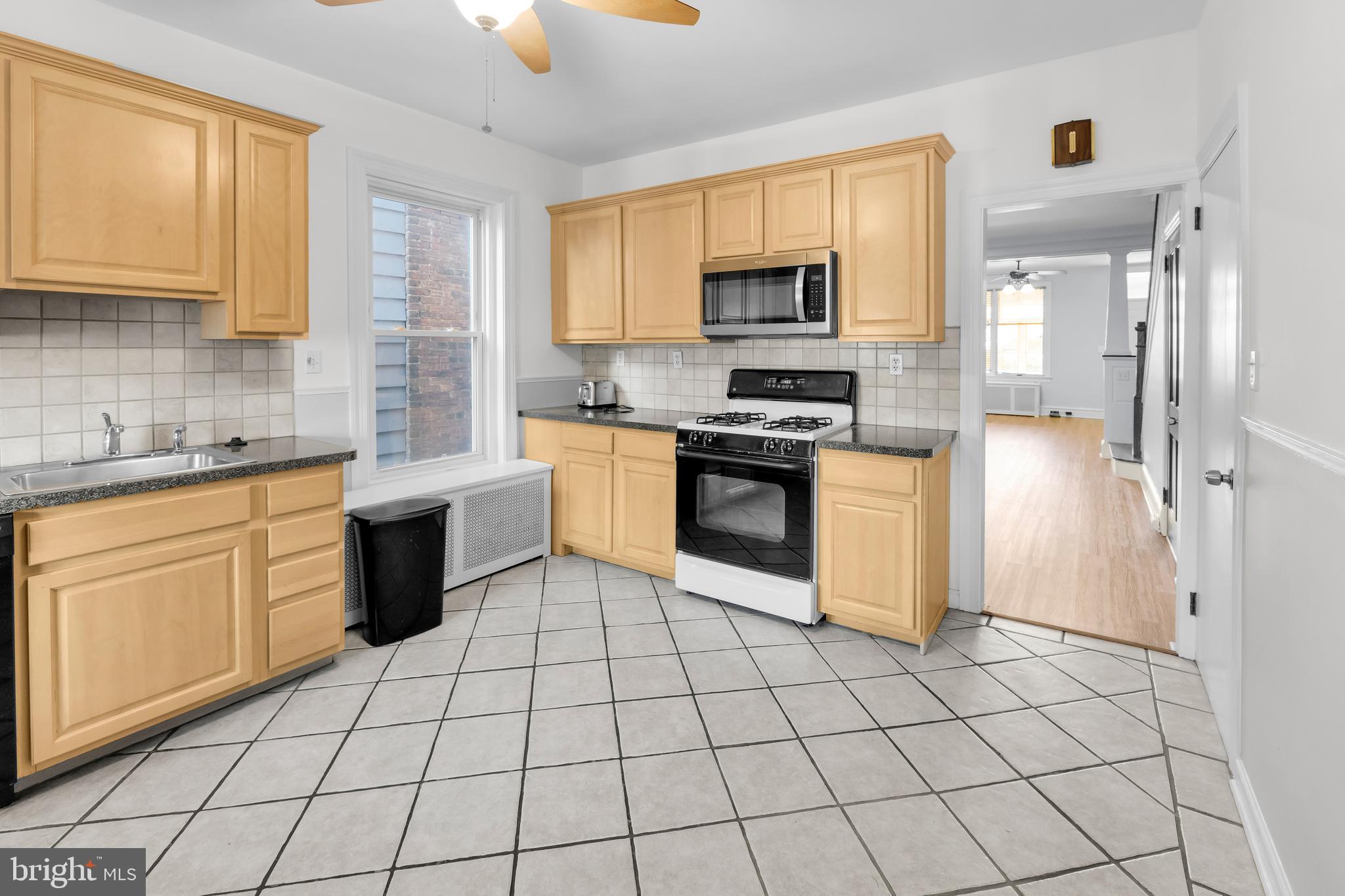 CONSHOHOCKEN - Residential Lease