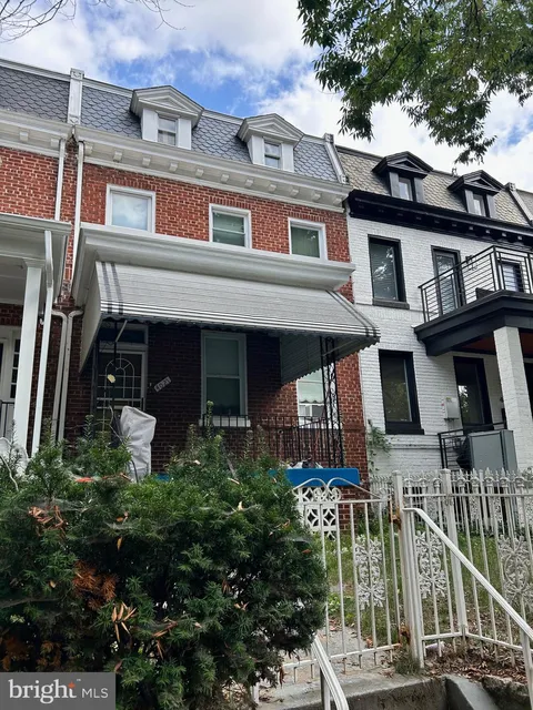4021 Illinois Avenue NW, Washington, DC 20011 - MLS#: DCDC2159568