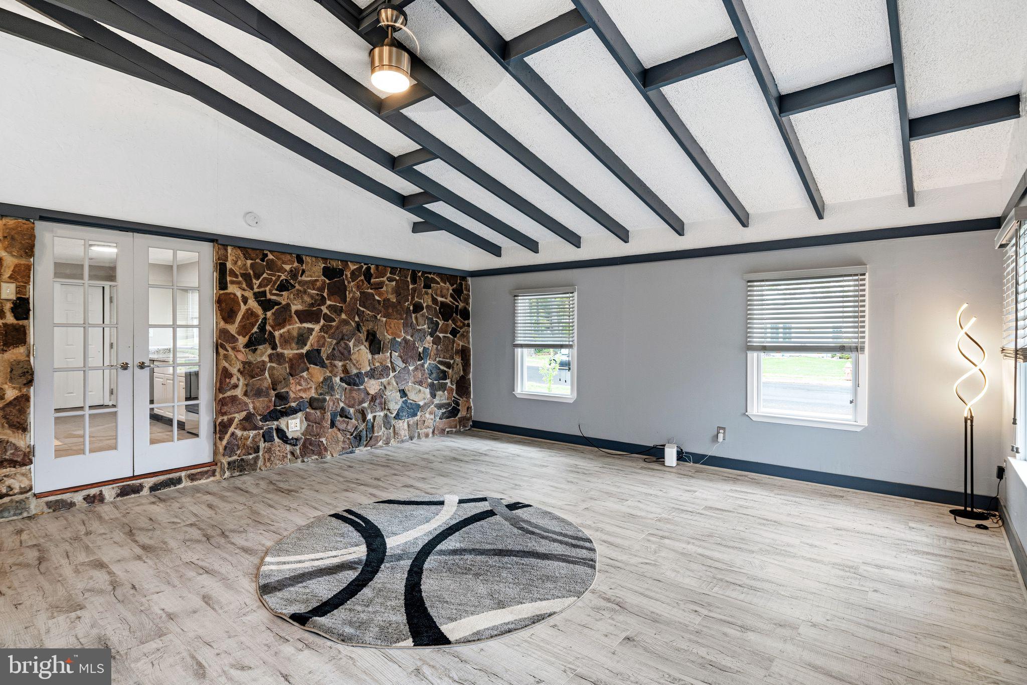 CRABTREE HOLLOW - Residential