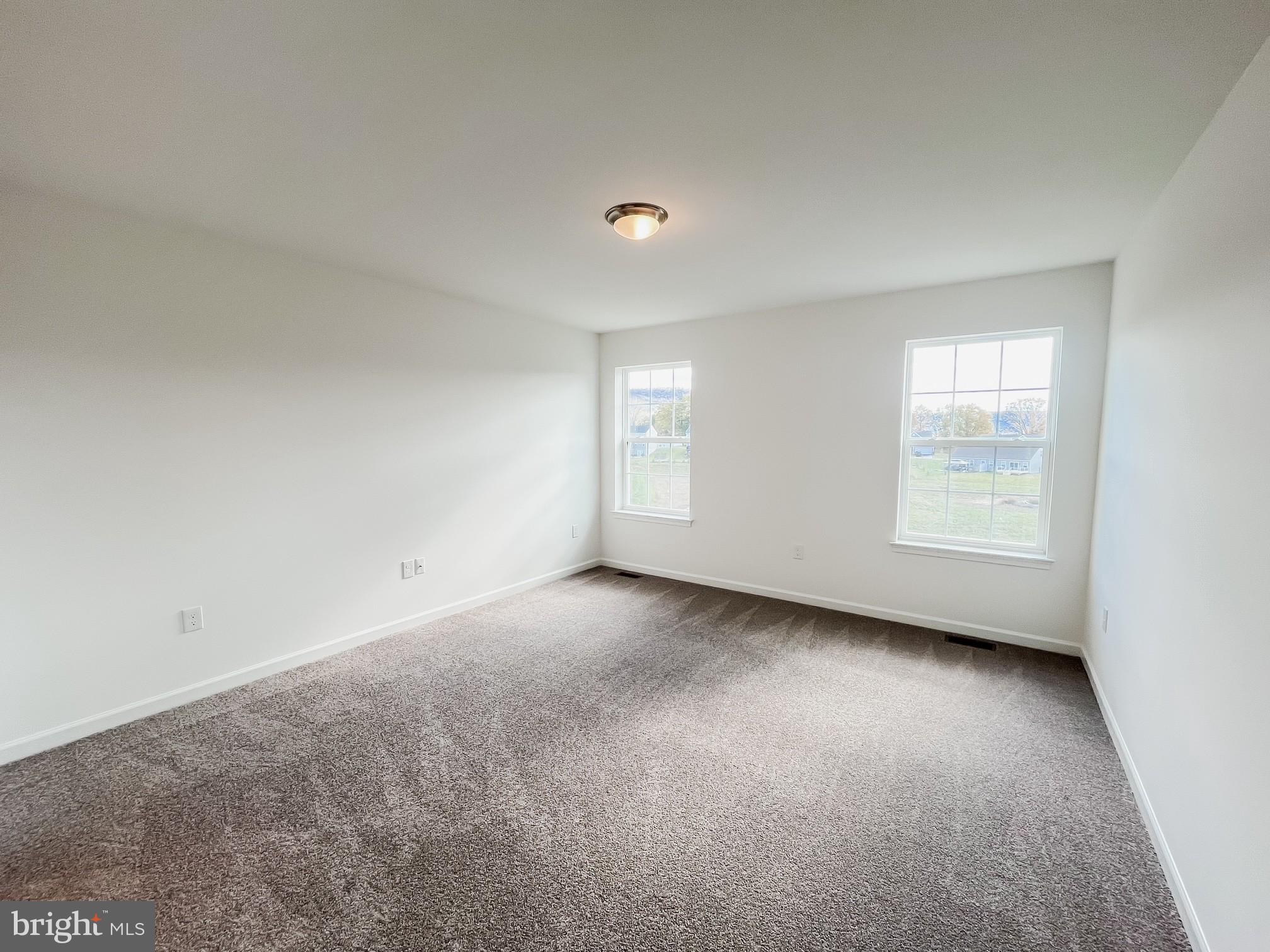 STONE MILL ESTATES - Residential