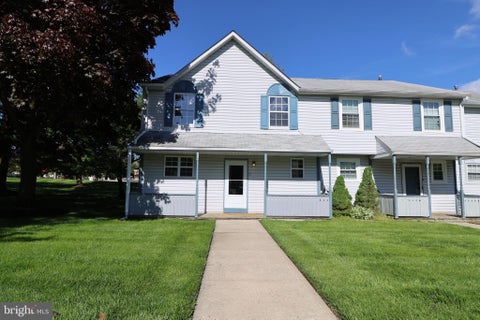Townhouse For Sale - 7 Adam Court<br/> MOUNT HOLLY, NJ 08060