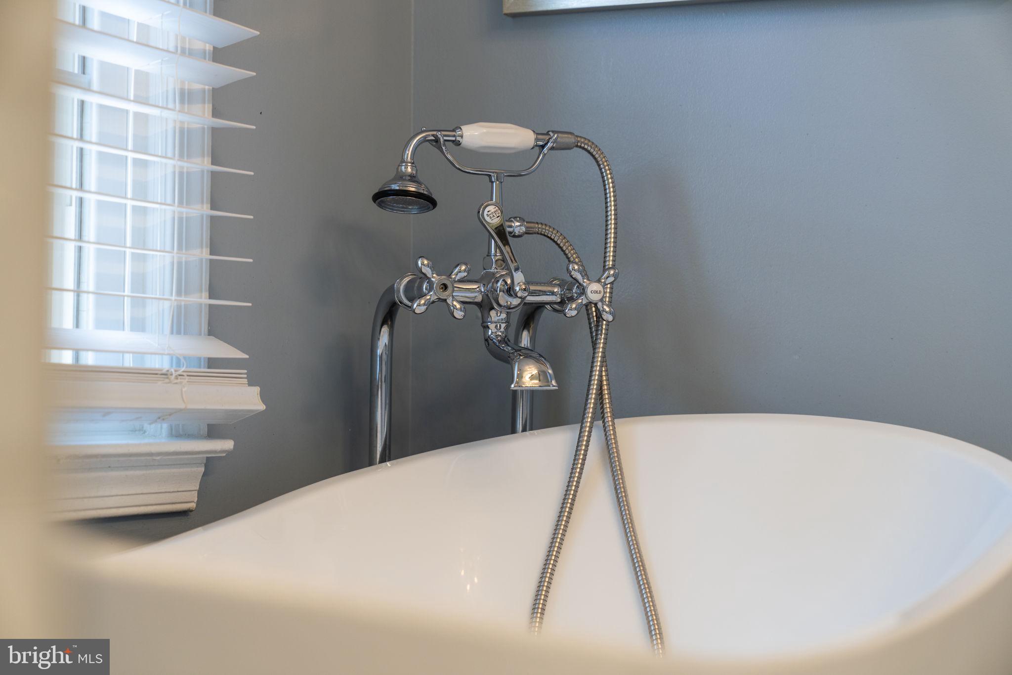 TYSONS STATION - Residential