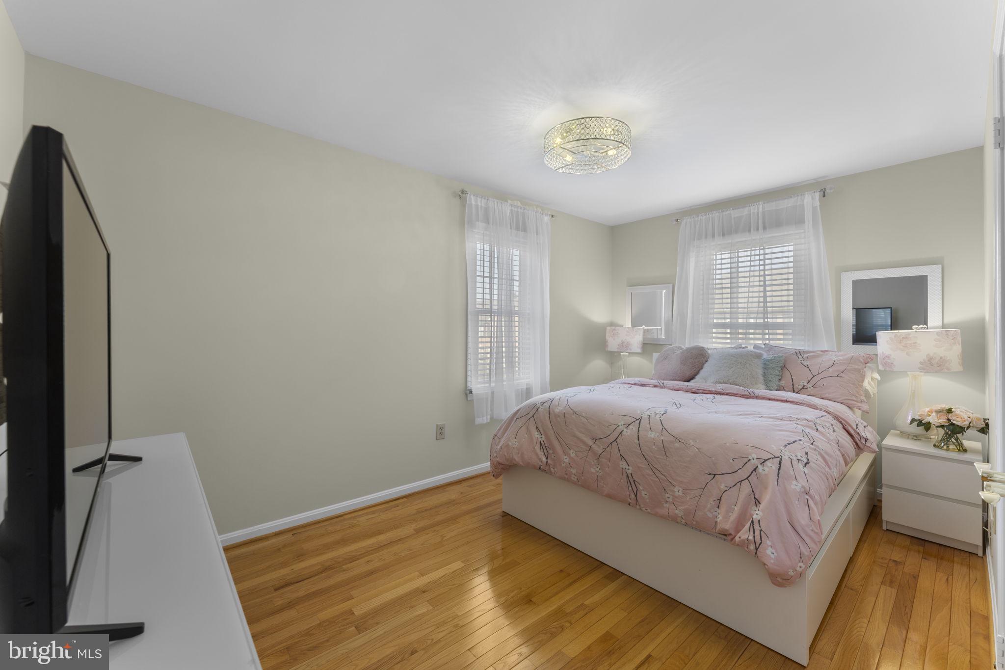 TYSONS STATION - Residential