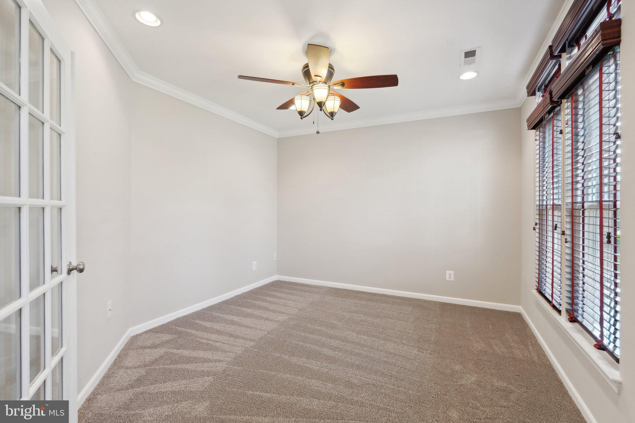 POTOMAC CLUB - Residential