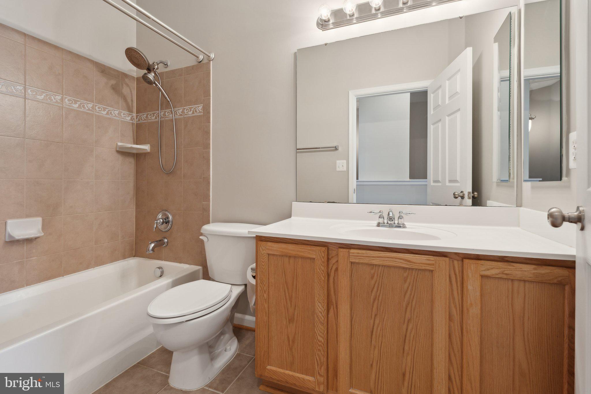 POTOMAC CLUB - Residential