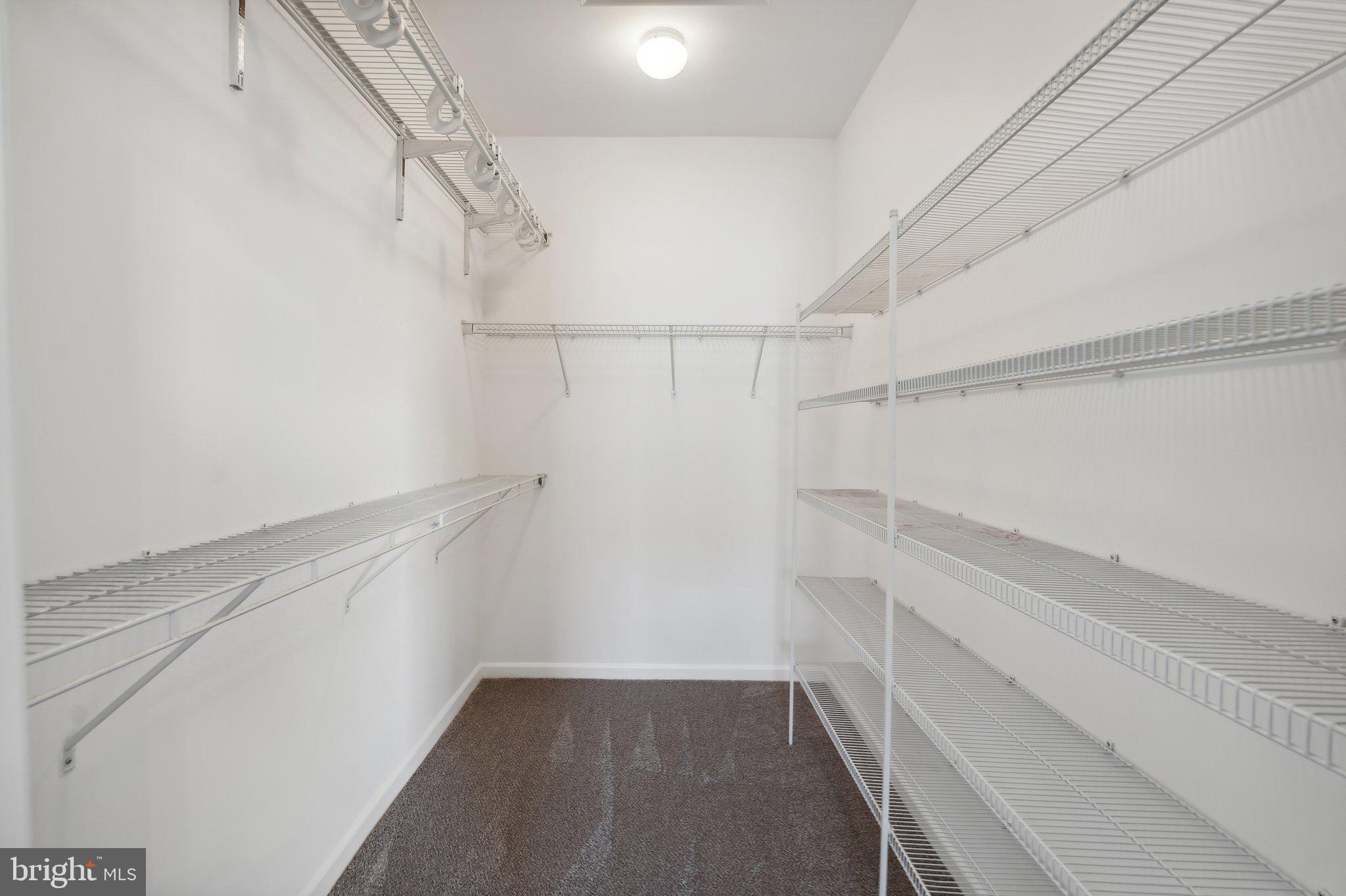 POTOMAC CLUB - Residential