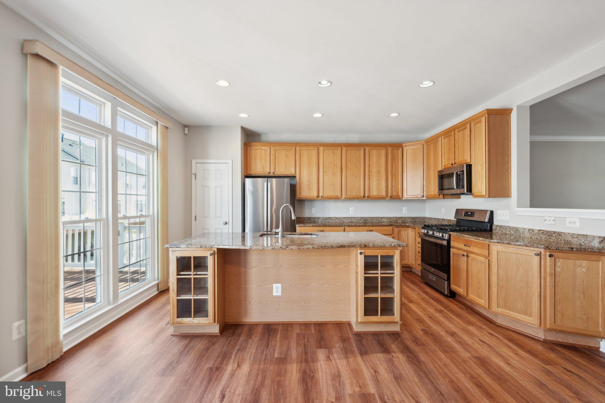 POTOMAC CLUB - Residential