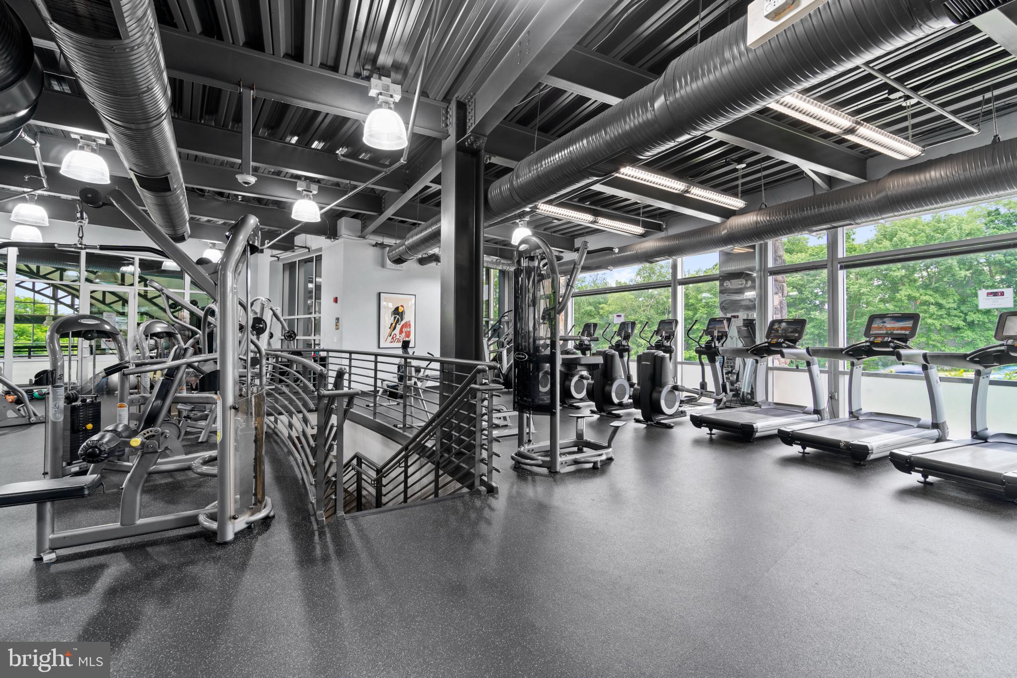 POTOMAC CLUB - Residential