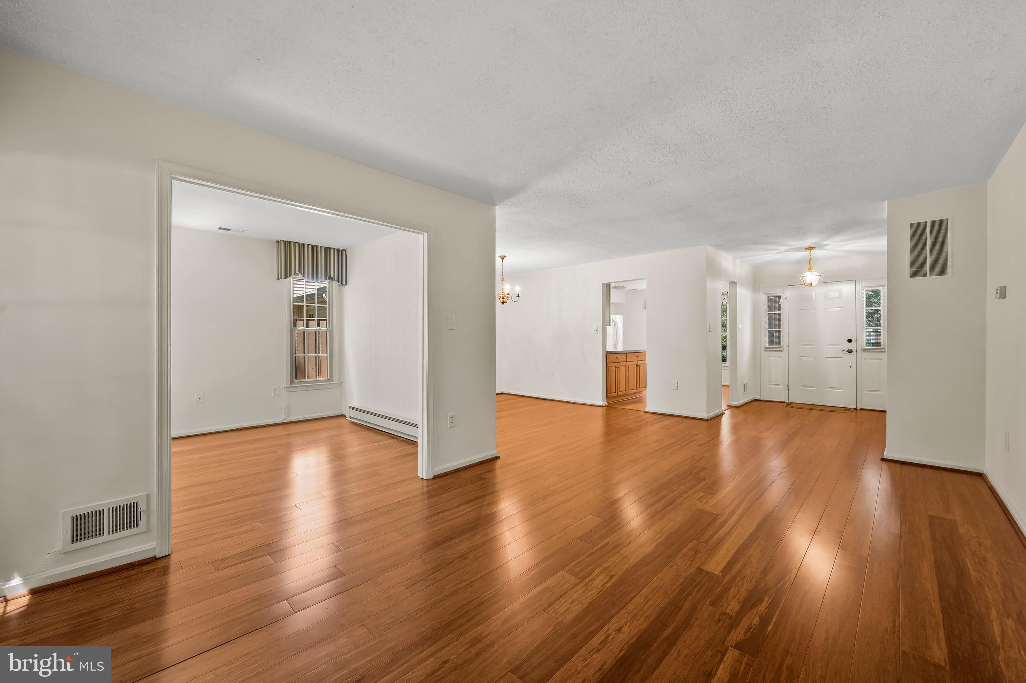 HERITAGE HARBOUR - Residential
