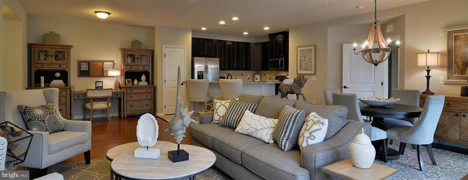 WAVERLY WOODS WEST - Residential