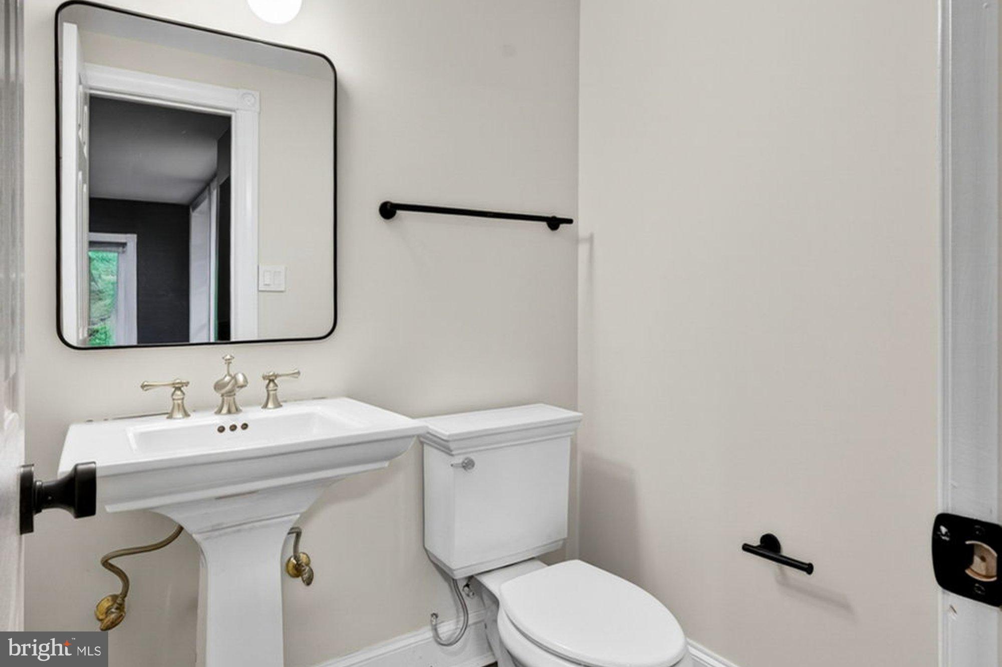 WOLFTRAP MEADOWS - Residential