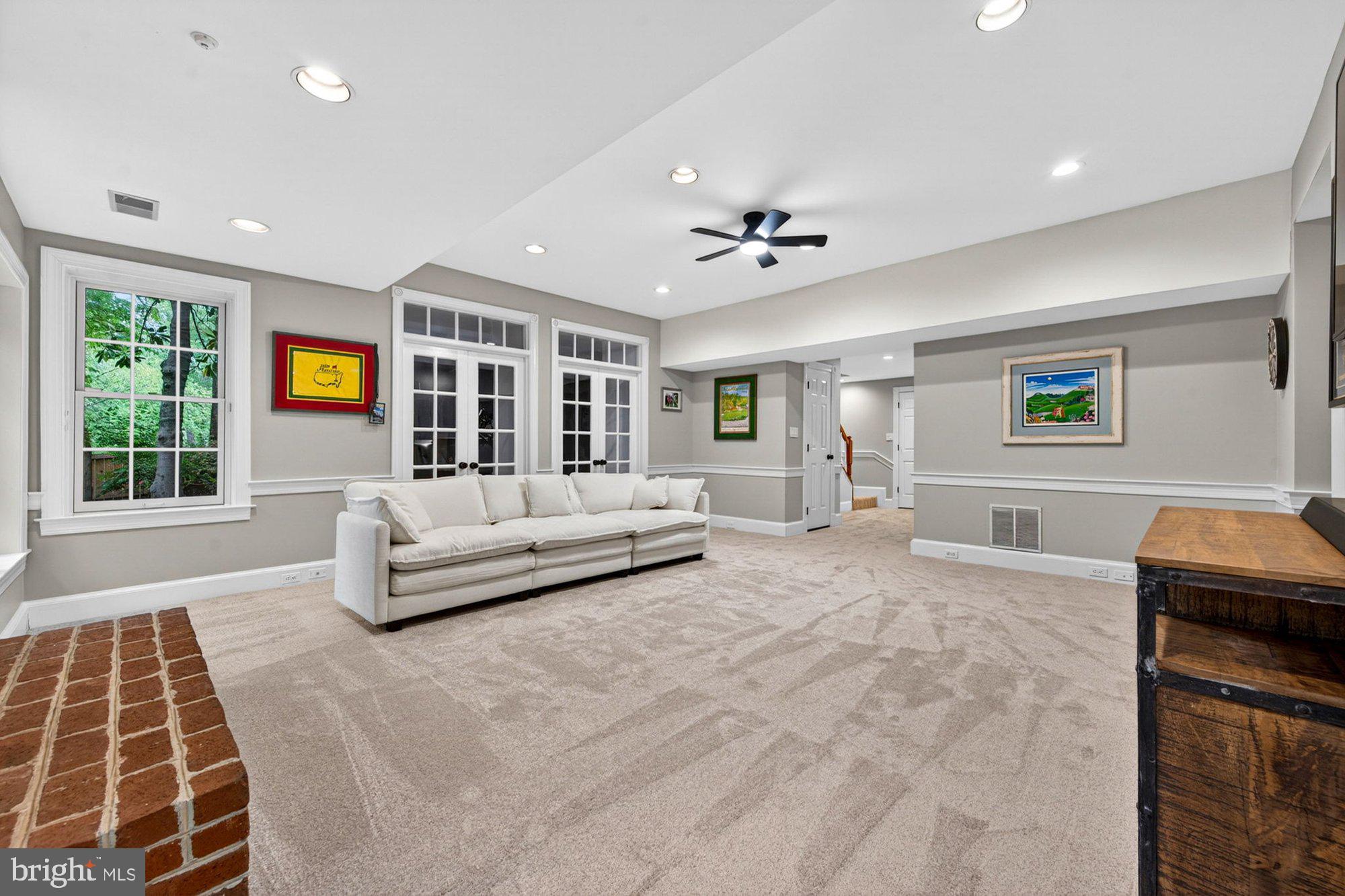 WOLFTRAP MEADOWS - Residential