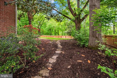 Tiny photo for 1507 Night Shade Court, VIENNA, VA 22182 (MLS # VAFX2306628)