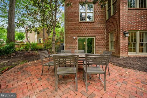 Tiny photo for 1507 Night Shade Court, VIENNA, VA 22182 (MLS # VAFX2306628)