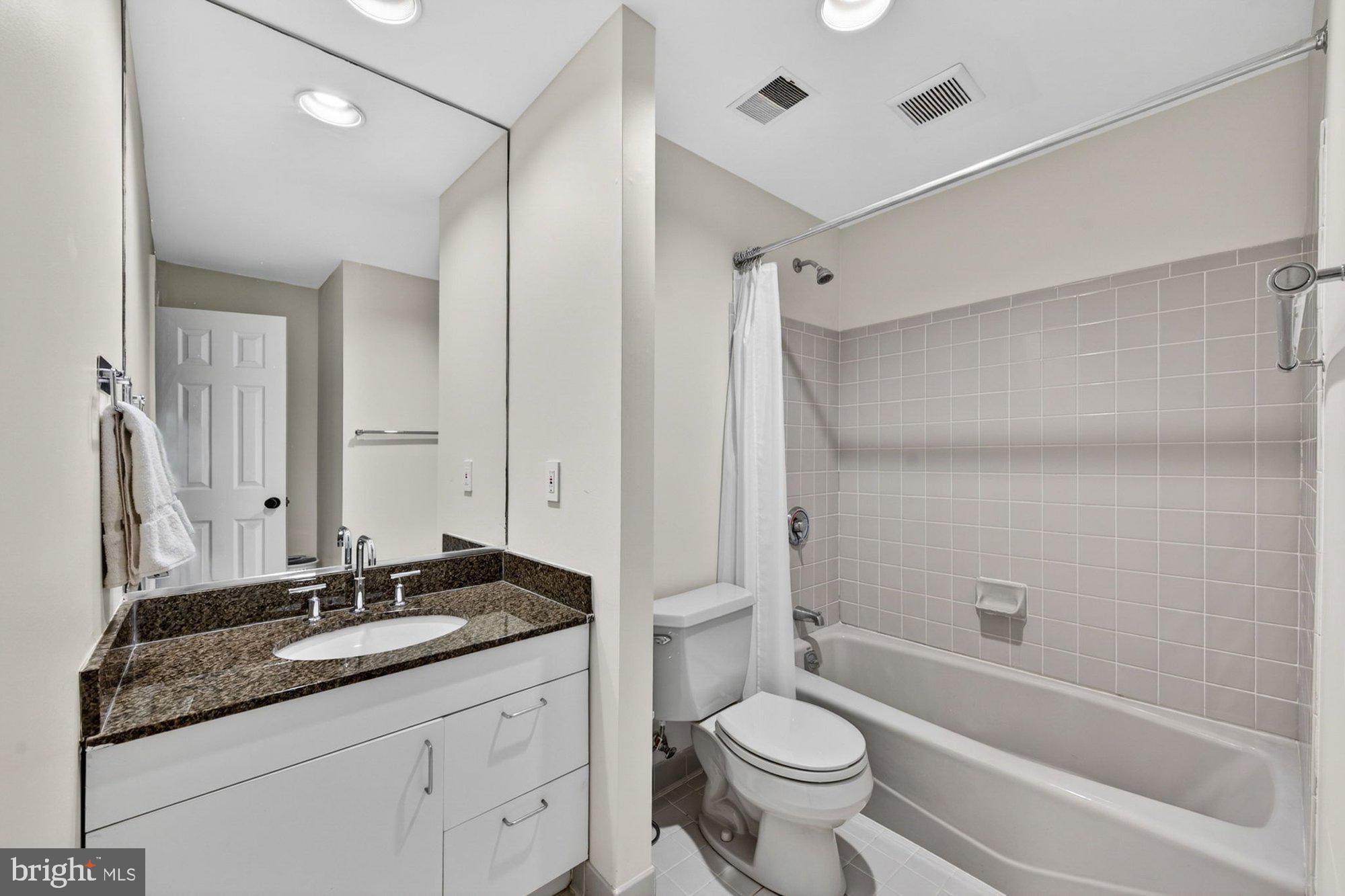 WOLFTRAP MEADOWS - Residential