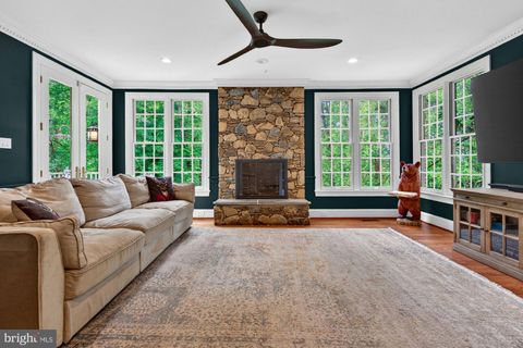 Tiny photo for 1507 Night Shade Court, VIENNA, VA 22182 (MLS # VAFX2306628)