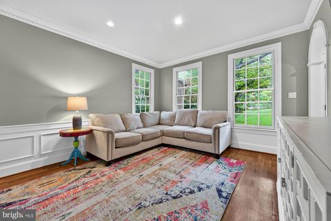 Tiny photo for 1507 Night Shade Court, VIENNA, VA 22182 (MLS # VAFX2306628)