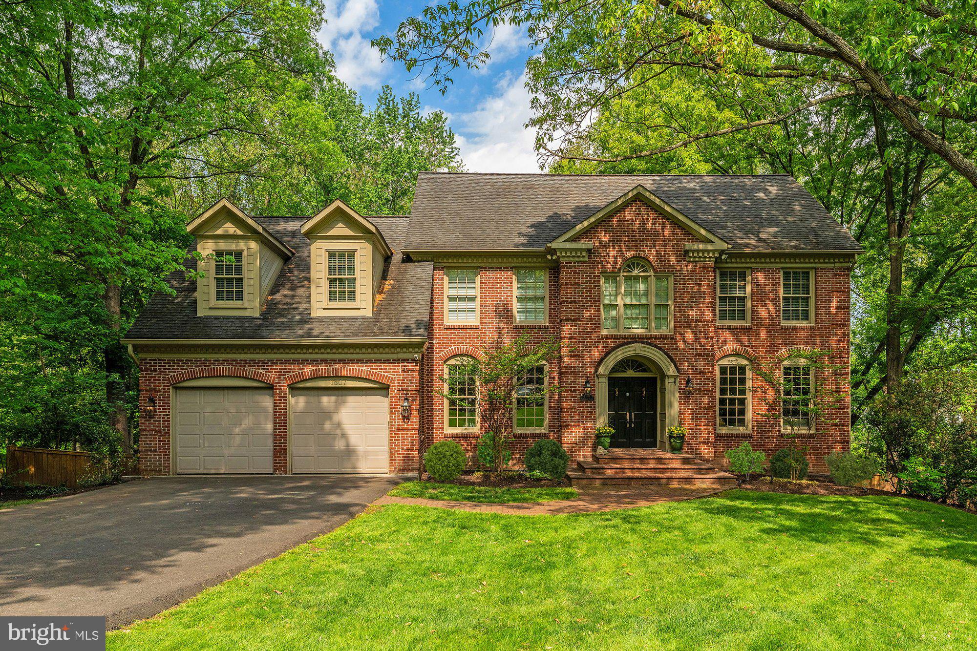 WOLFTRAP MEADOWS - Residential