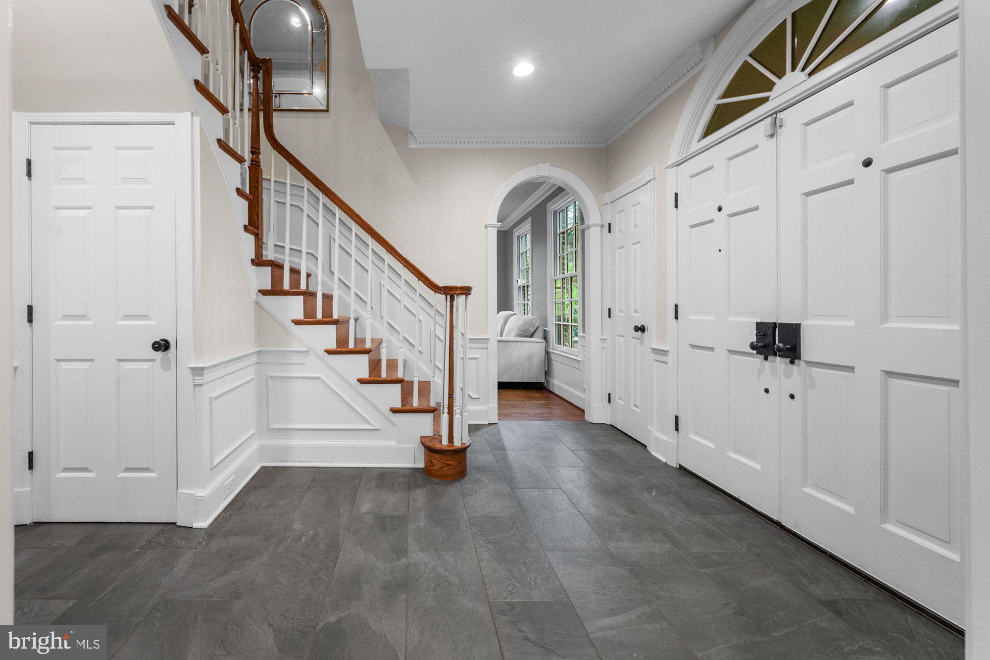 1507 NIGHT SHADE COURT