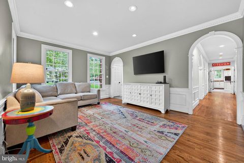 Tiny photo for 1507 Night Shade Court, VIENNA, VA 22182 (MLS # VAFX2306628)