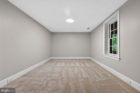 Tiny photo for 1507 Night Shade Court, VIENNA, VA 22182 (MLS # VAFX2306628)