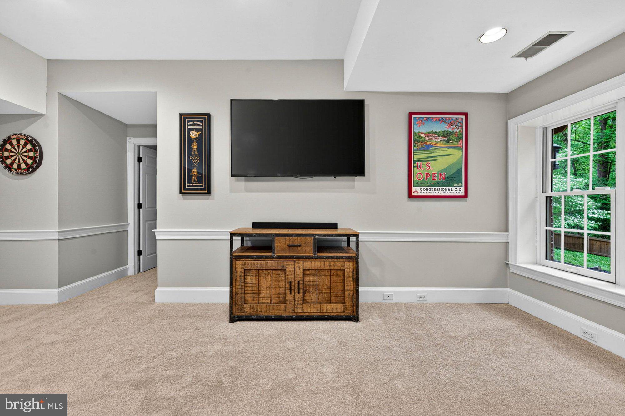 WOLFTRAP MEADOWS - Residential