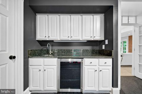 Tiny photo for 1507 Night Shade Court, VIENNA, VA 22182 (MLS # VAFX2306628)