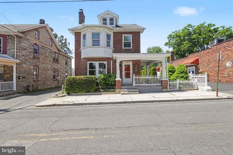 Homes For Sale - 241 S 6th Street<br/> LEBANON, PA 17042