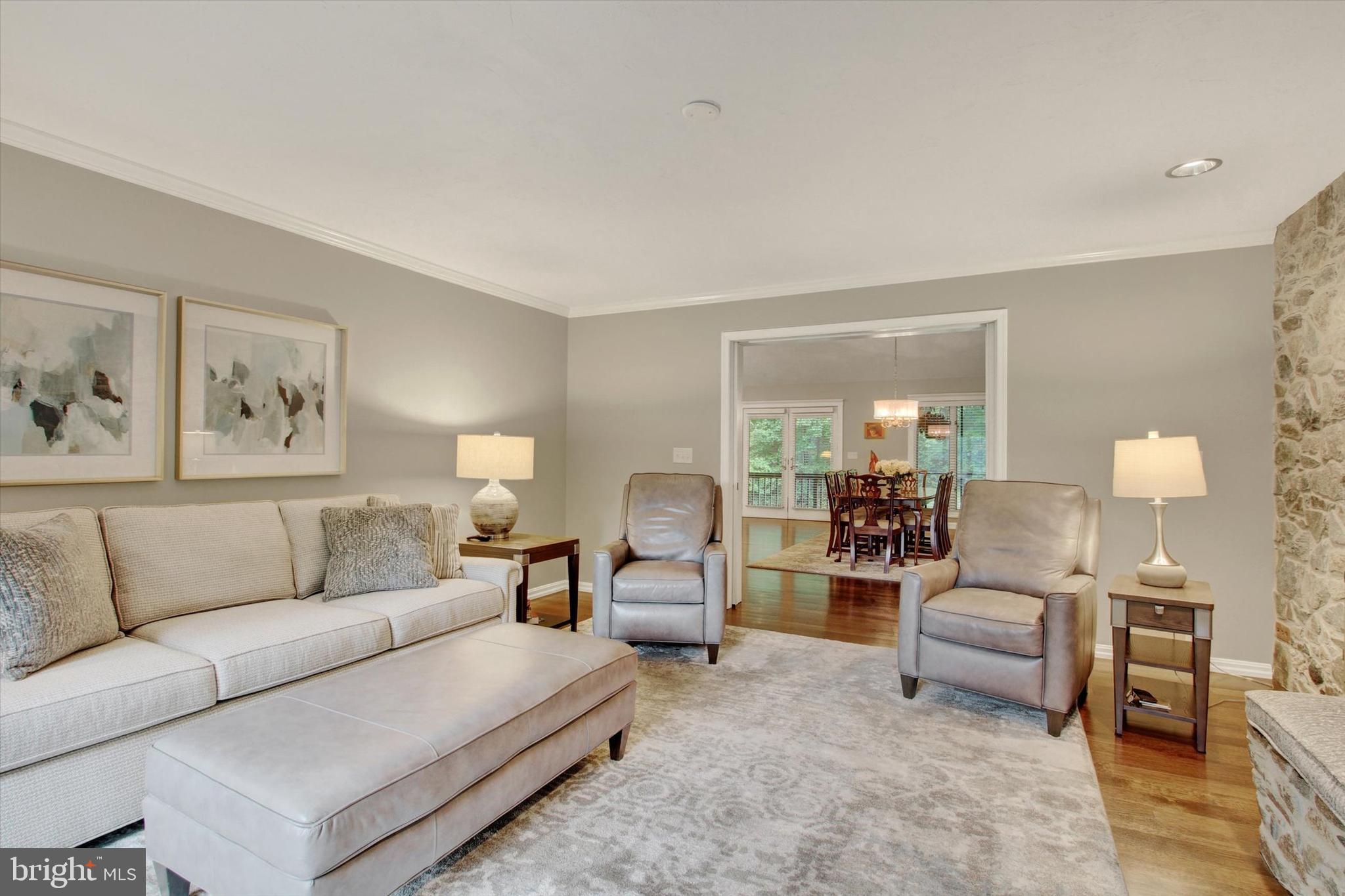 SOUTHWESTERN - Residential