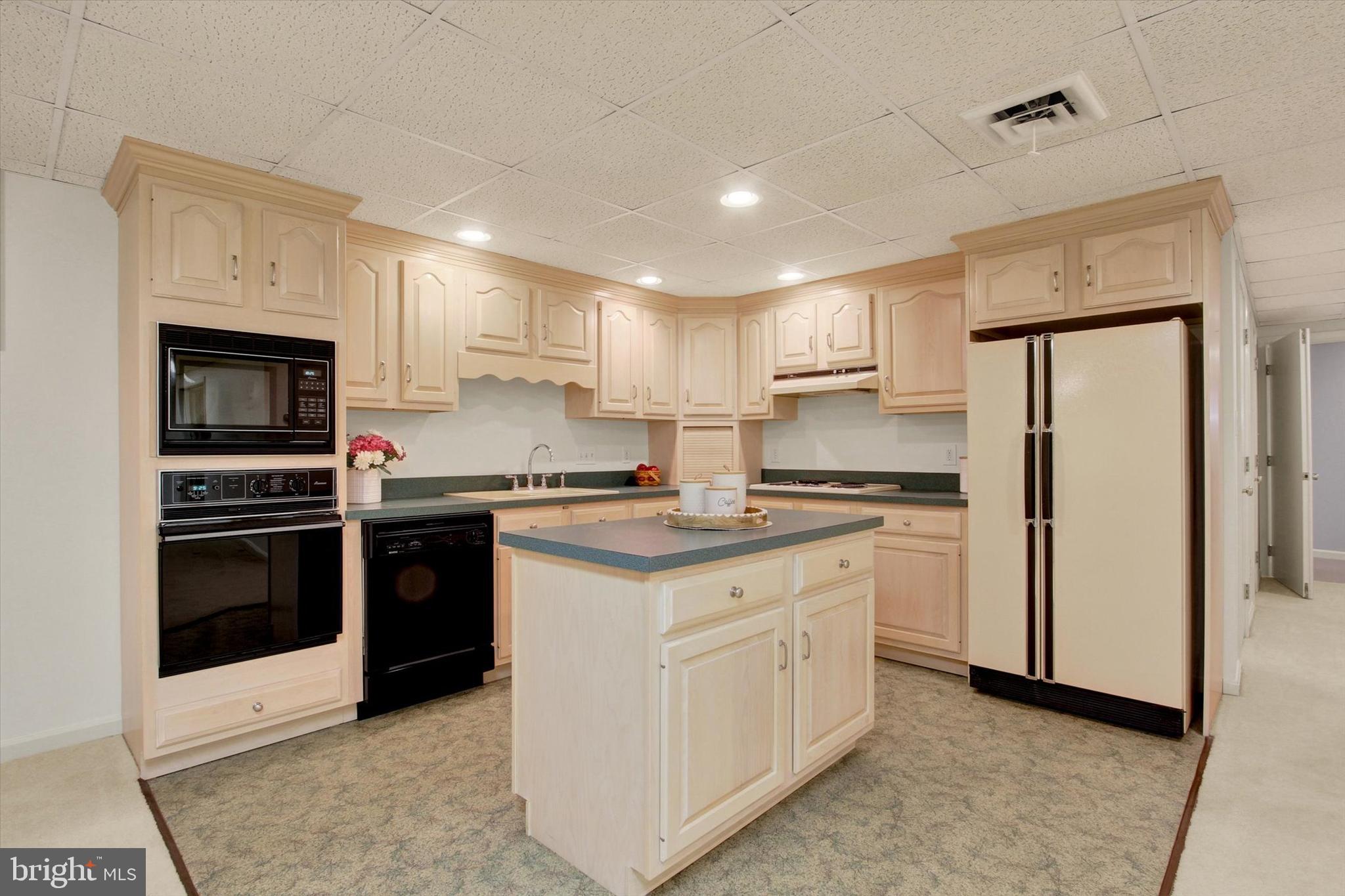 SOUTHWESTERN - Residential